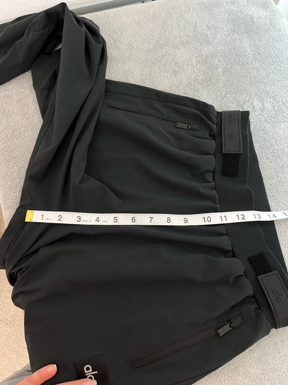 Alo Yoga High-Waist Elevation Trouser Black size S - Picture 9 of 10